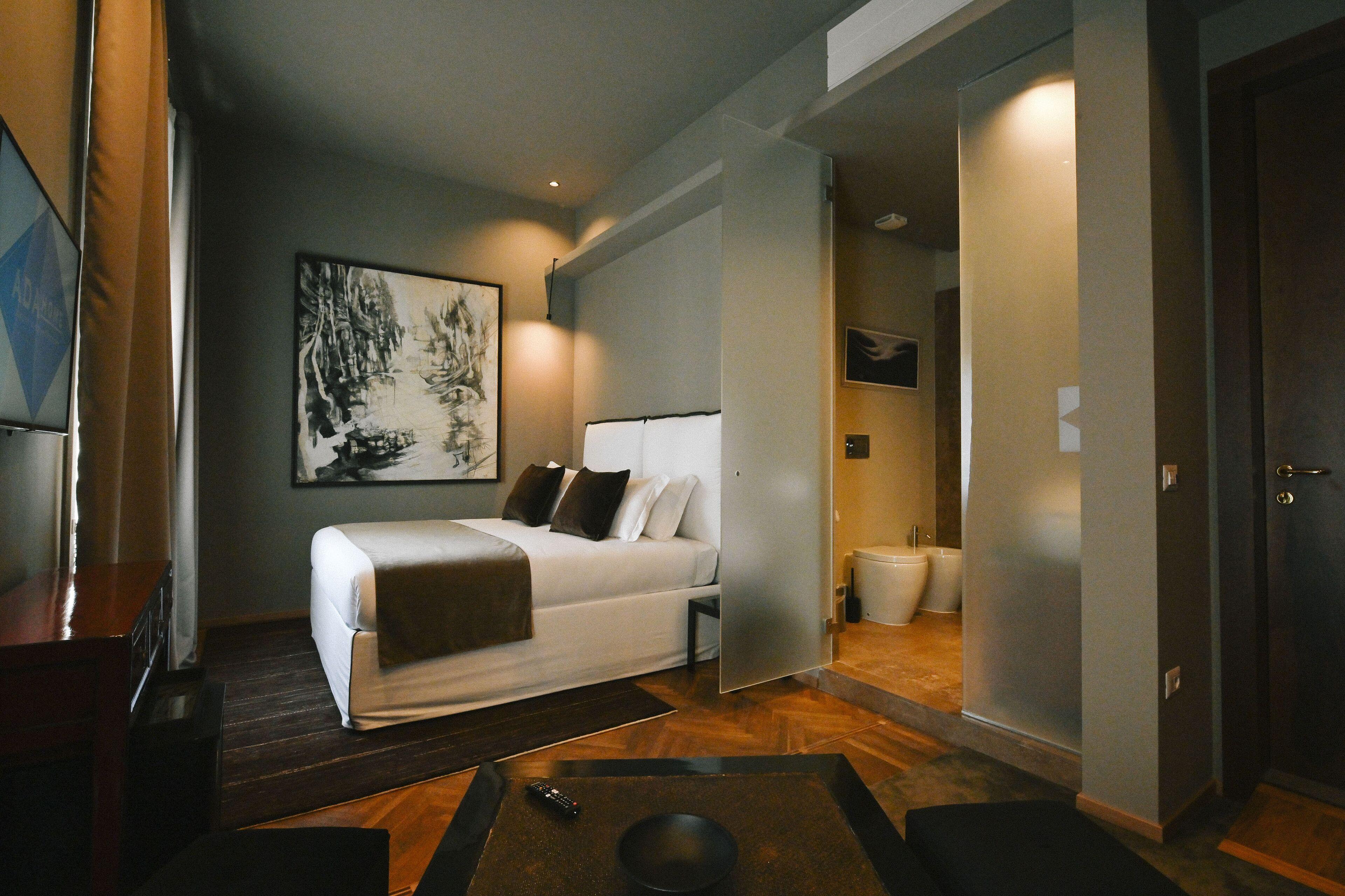 Ada Home, Rome